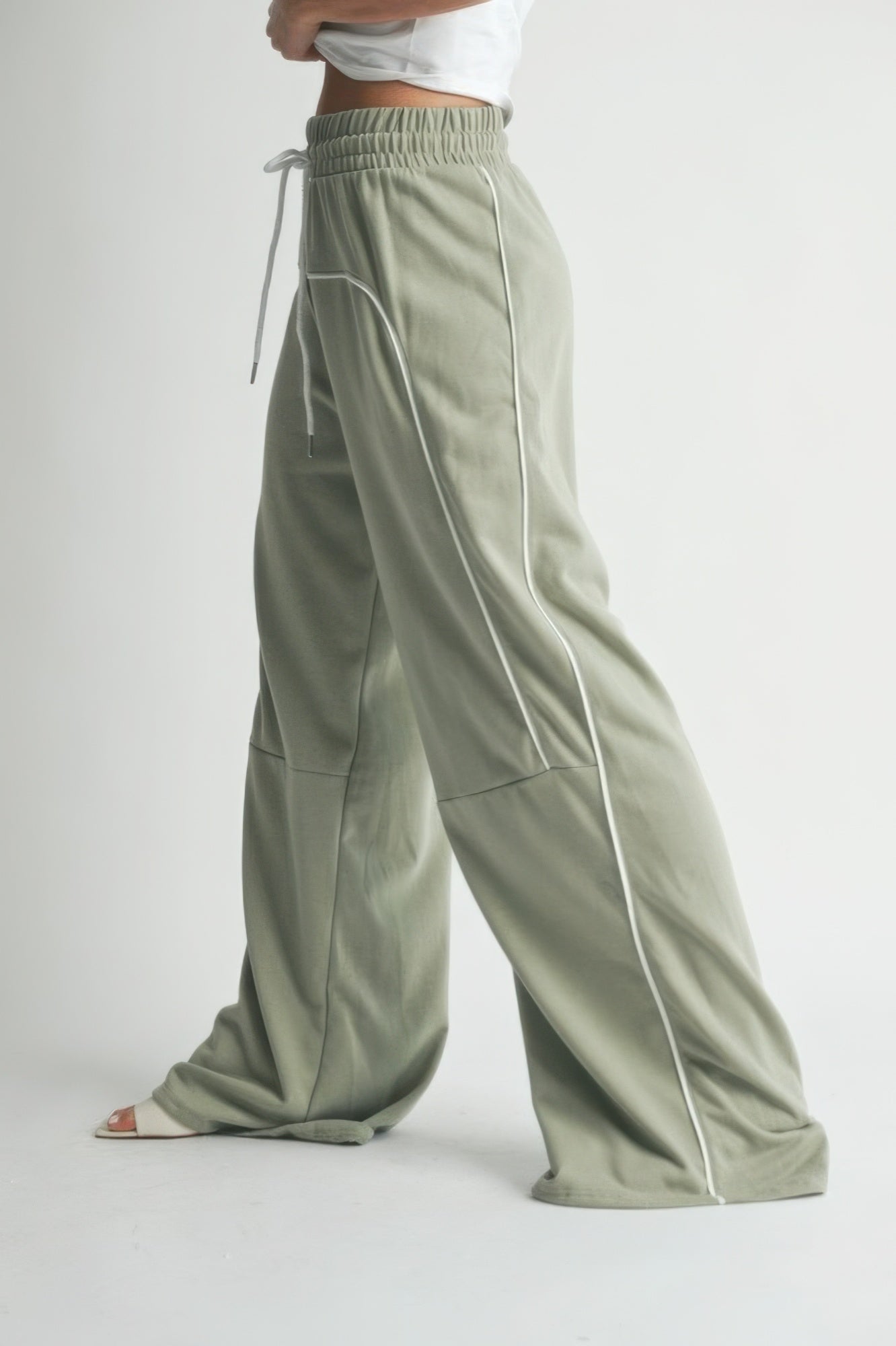 Piping Detail Drawstring Pants