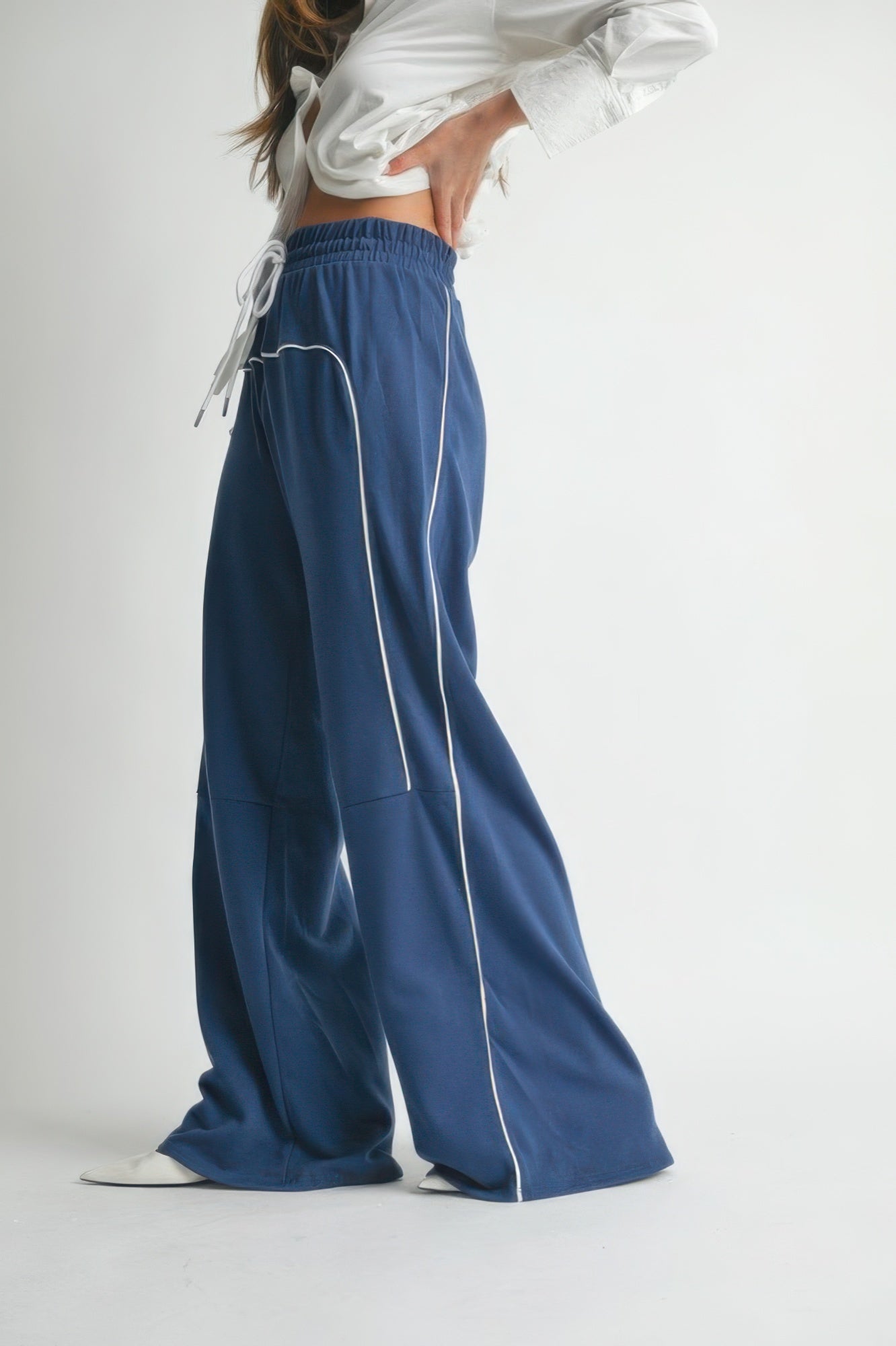 Piping Detail Drawstring Pants